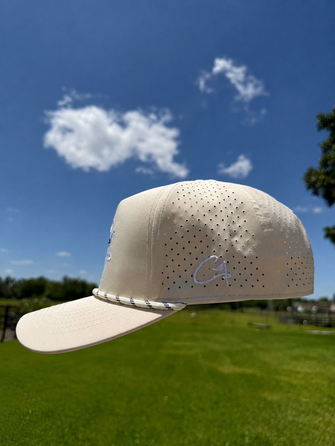 “Coastal Crème”  Performance Rope Hat